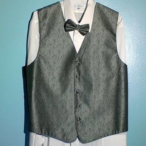 Andrew Fezza ML green triangle-patterned vest/bowt
